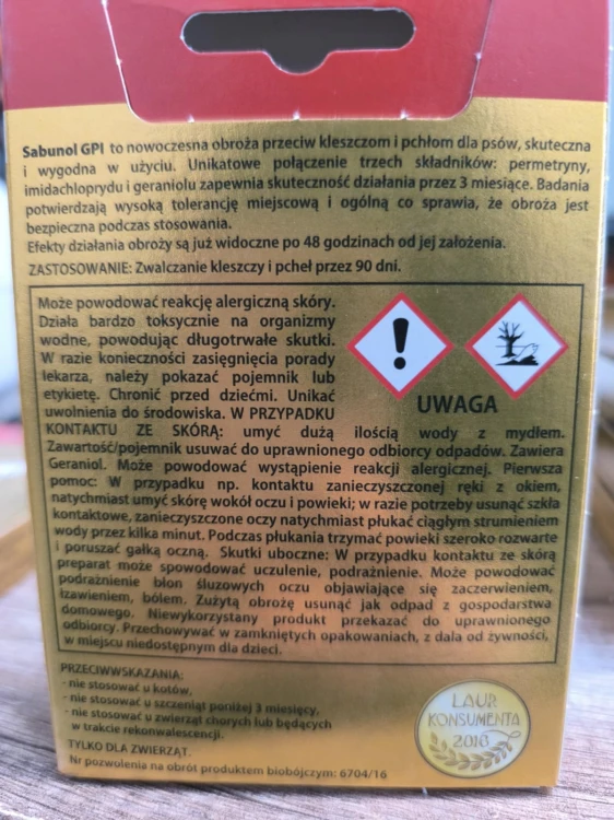 pol_pl_Laboratorium-DermaPharm-Sabunol-Czerwona-Obroza-Przeciw-Pchlom-I-Kleszczom-Dla-Psa-75cm-8134_2.jpg